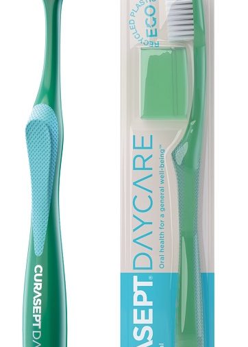 CURASEPT DAYCARE SPAZZOLINO ECO SOFT