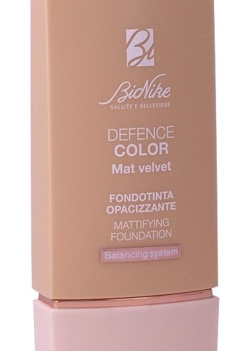 DEFENCE COLOR MAT VELVET FONDOTINTA OPACIZZANTE 01 IVORY 30ML